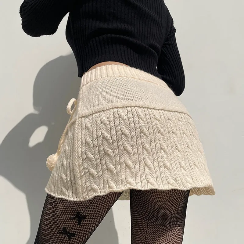 Knitted Low Waist Short Skirt